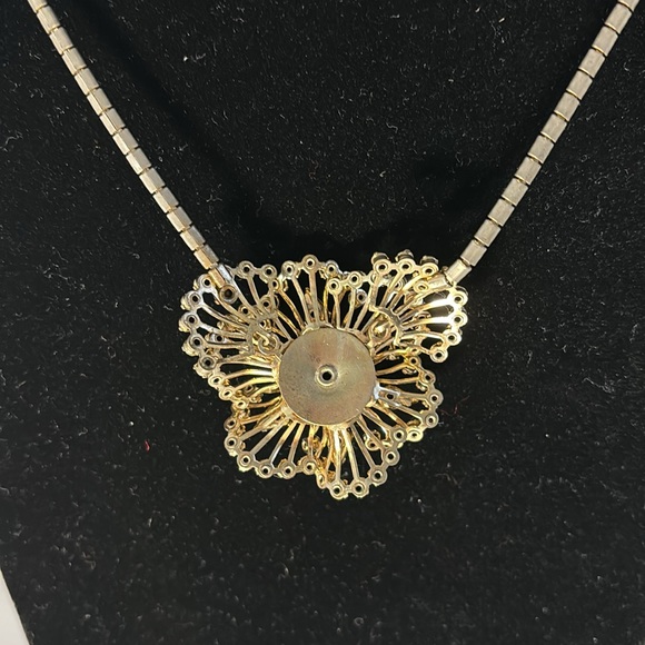 VTG Starburst Floral Rhinestone Pendant Necklace Layered 16” Filigree Gold Tone - Picture 7 of 9